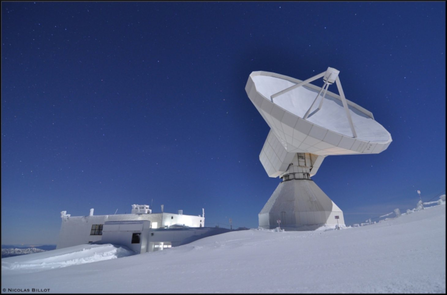 Antenne de 30m de l’IRAM (Pico Veleta, Grenade). © IRAM