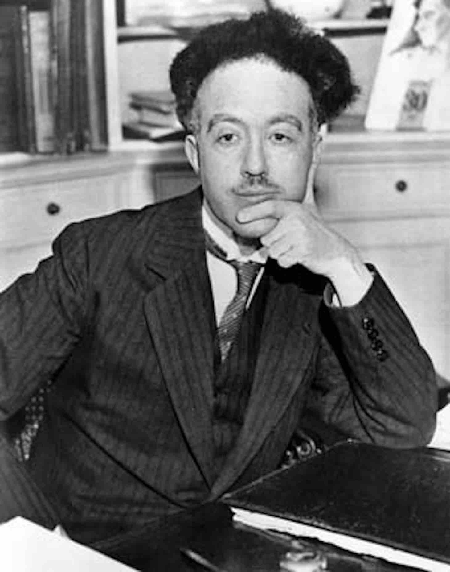 Louis de Broglie (1892-1987)