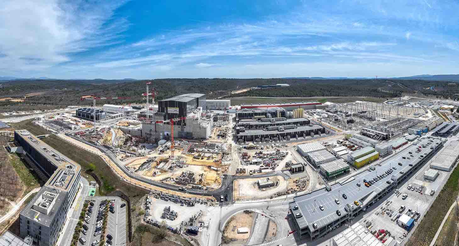 ITER vu du ciel (22 avril 2022). © ITER Organization